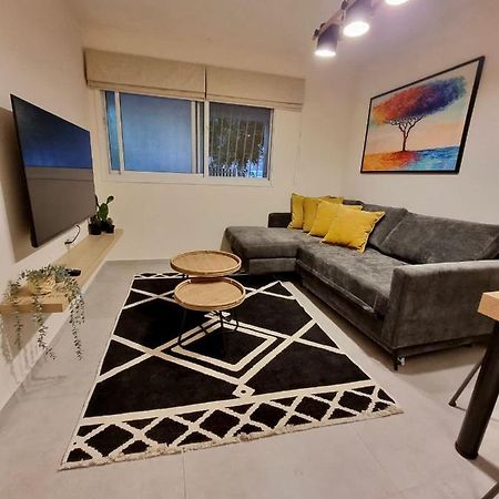 Adva Vacation Apartments 엘라트 외부 사진