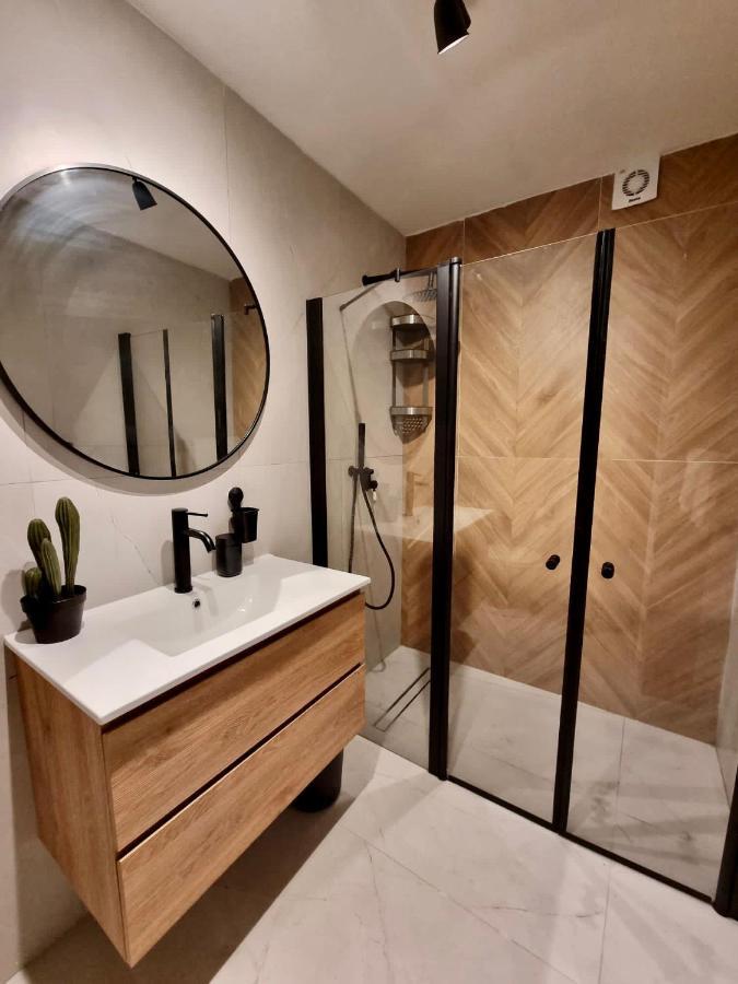 Adva Vacation Apartments 엘라트 외부 사진