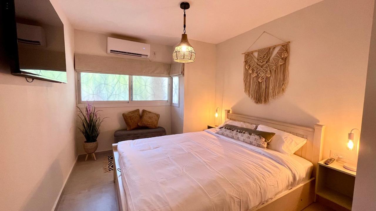 Adva Vacation Apartments 엘라트 외부 사진