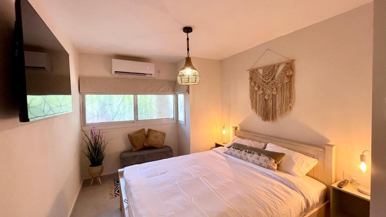 Adva Vacation Apartments 엘라트 외부 사진